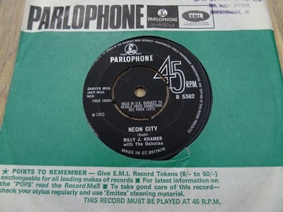 Billy J Kramer - Neon City 7'' single. Superb NM