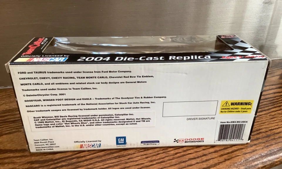 Team Caliber Pit Stop 2004 NASCAR #22 Scott Wimmer - Caterpillar 1:24 Die Cast - Image 2 of 4