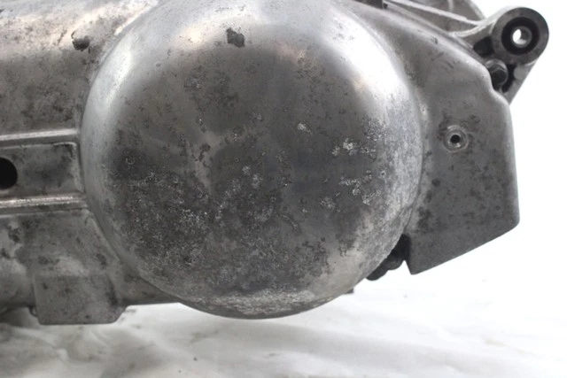 APRILIA LEONARDO 250 G308E MOTEUR KM 28.129 99 - 02 - Photo 3/4