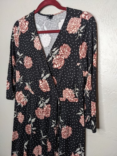 TORRID Womens 0 (12/L) Black White Polka Dot Rose Floral Jersey Faux Wrap Dress - Picture 3 of 9