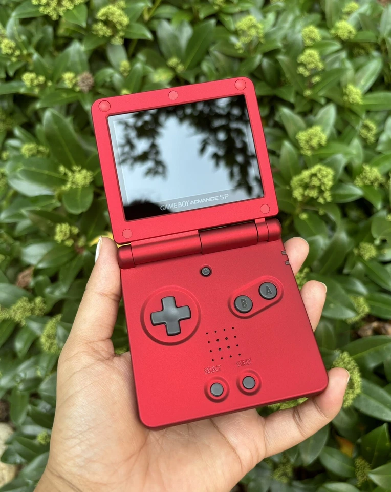 GBA SP Gameboy Advance SP Handmade Gamer’s Gaming Console IPS V2/V5 & USB C Mod - Image 2 of 4