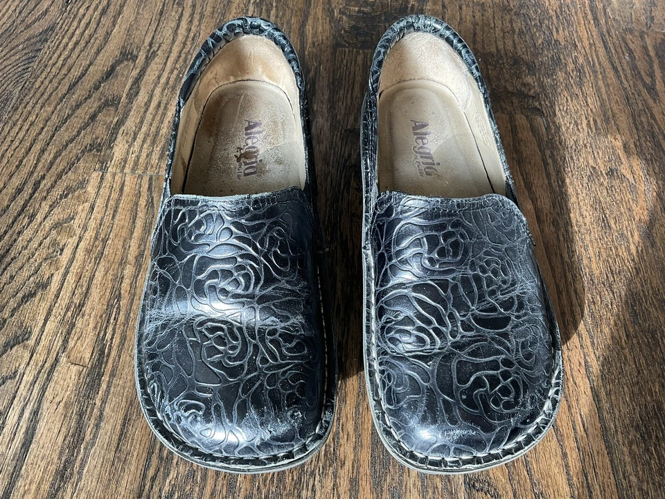 Zuecos sin cordones Alegria Deb-533 de cuero negro rosa en relieve para mujer talla 38/7,5-8 Foto 2 de 4