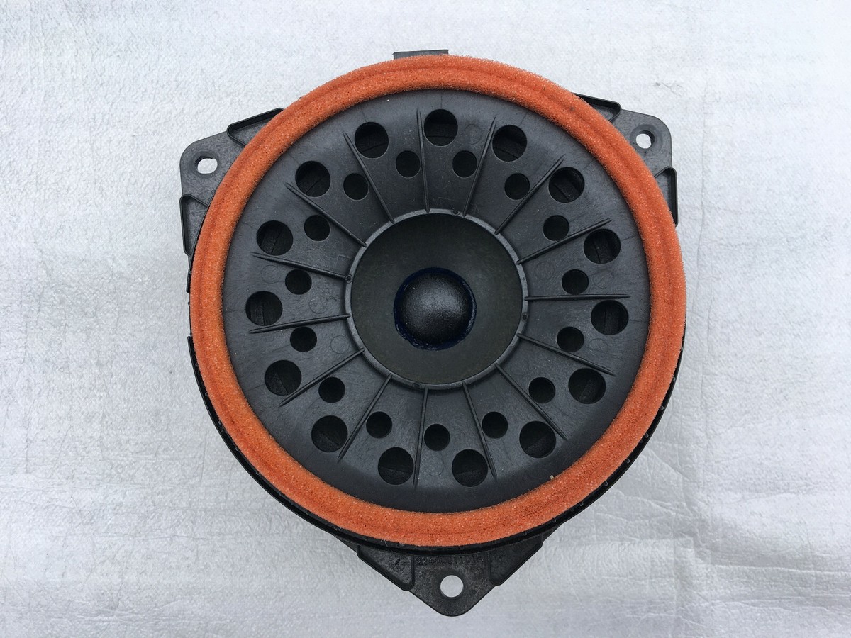 2010-2012 TOYOTA PRIUS JBL SPEAKER RADIO rear 86160-0WV60 Prius