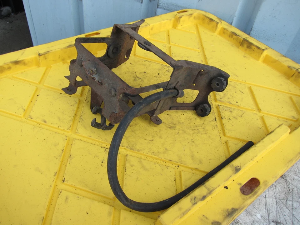 1978 Honda CB750A Hondamatic OEM BANDEJA DE BATERIA SUPORTE DE CAIXA - Imagem 4 de 4