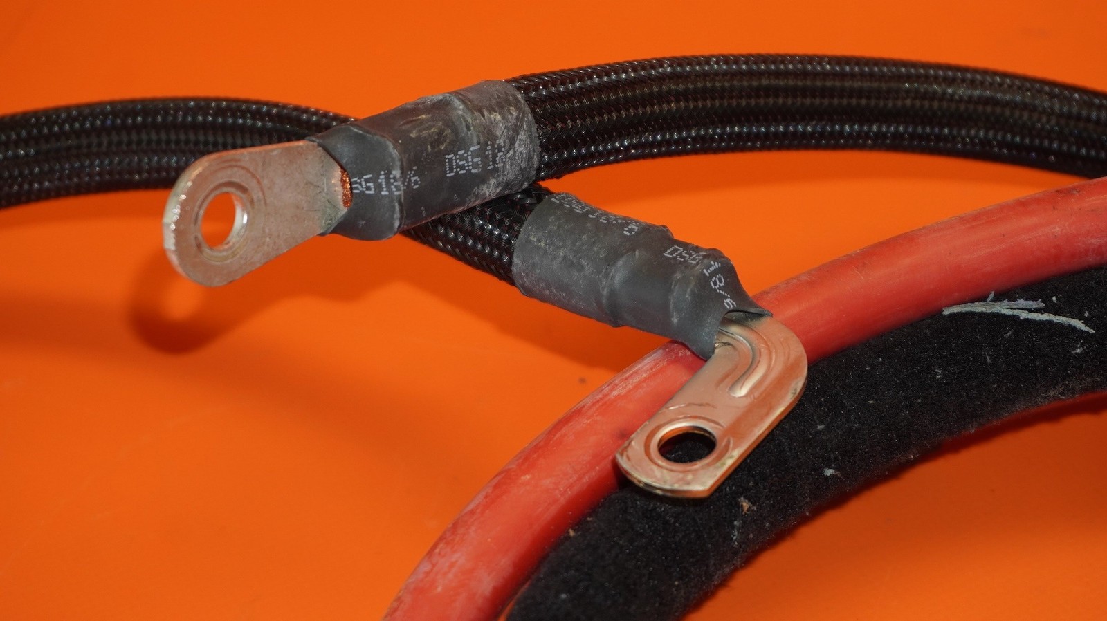 MASERATI GHIBLI BATTERY POSITIVE POLE CABLE 2014 2015 2016 2017 670035070 OEM