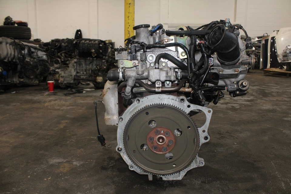 Motor JDM 1997-2003 Mazda Protege 5 2,0 L Jdm FSze motor no turbo Foto 3 de 4