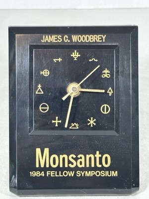 Monsanto 1984 Fellow Symposium Desk Clock   James C. Woodbrey   WORKS