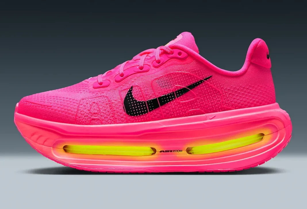 Women's SIZE 7 - Nike Vomero Premium Running Shoes HYPER PINK/VOLT