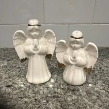 JSNY Praying Angels with gold halo and gold on wings salt & pepper shakers