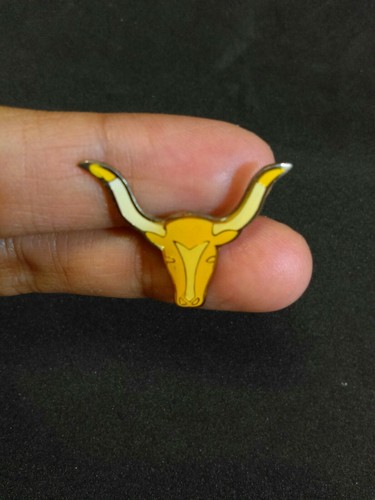 Yellow Longhorn Bull Steer Necktie with Bar Chain Tack Pin. wj2 - Picture 5 of 5