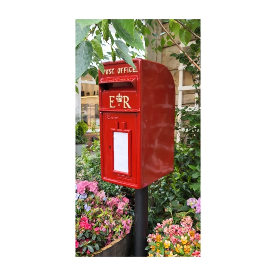 Post Box Red ER with Lock Wall Mounted Royal Mail Design Mailbox Large Cast Iron - Image 2 of 4