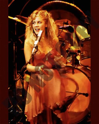 1977 Stevie Nicks of Fleetwood Mac On Stage During Concert 8x10 Photo