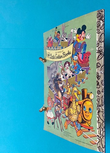 DISNEY’S MICKEY MOUSE AND THE BEST-NEIGHBOR CONTEST, 5th 1978 Little Golden Book - Picture 12 of 20