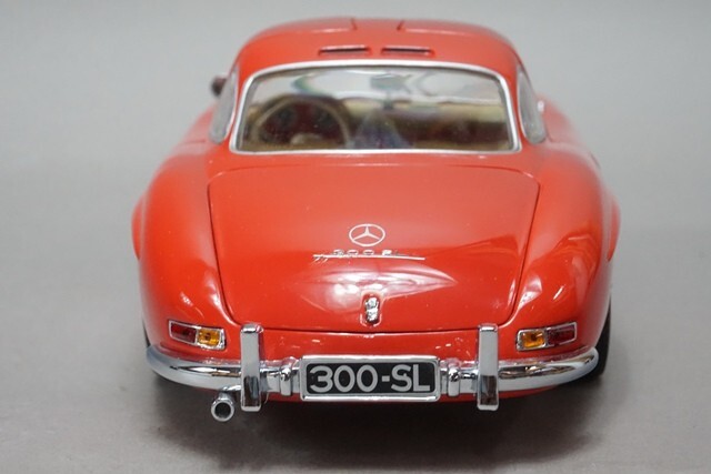 1:18 MINICHAMPS 180039001 Mercedes-Benz 300 SL Gullwing 1954 1:18 MINICHAMPS 180039001 Mercedes-Benz 300 SL Gullwing 1954