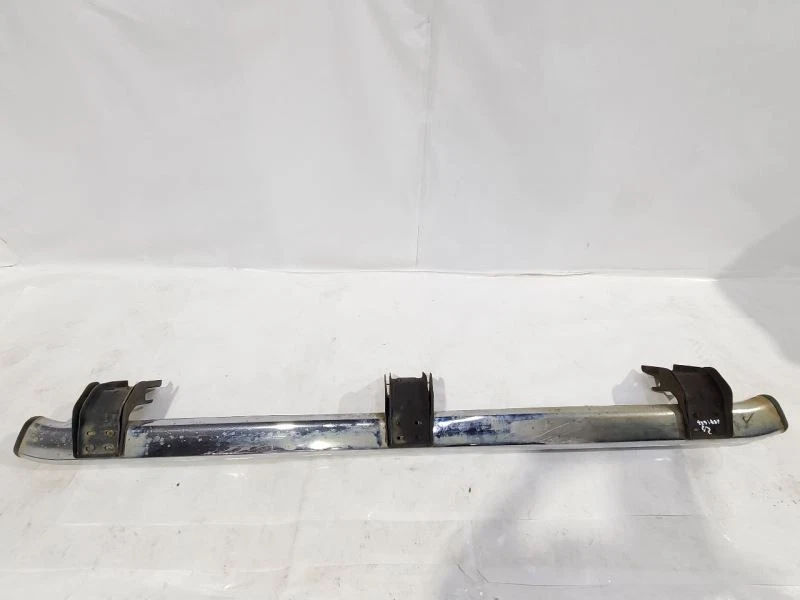 2010 Ford F250 OEM Pair of Running Boards With Hardware - Image 3 of 4
