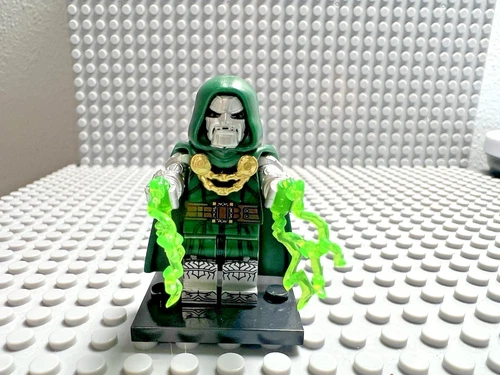 Custom DC Super Heroes Dr.Doom Minifigure plastic cape piece - NOT LEGO