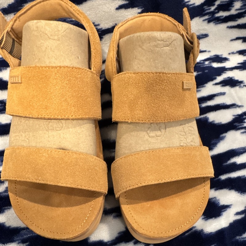 Reef Women’s Tan Suede Strappy Platform Buckle Sandals Solid Logo US 8