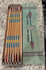 Ben Pearson Vintage Target Arrows Footed Full Box