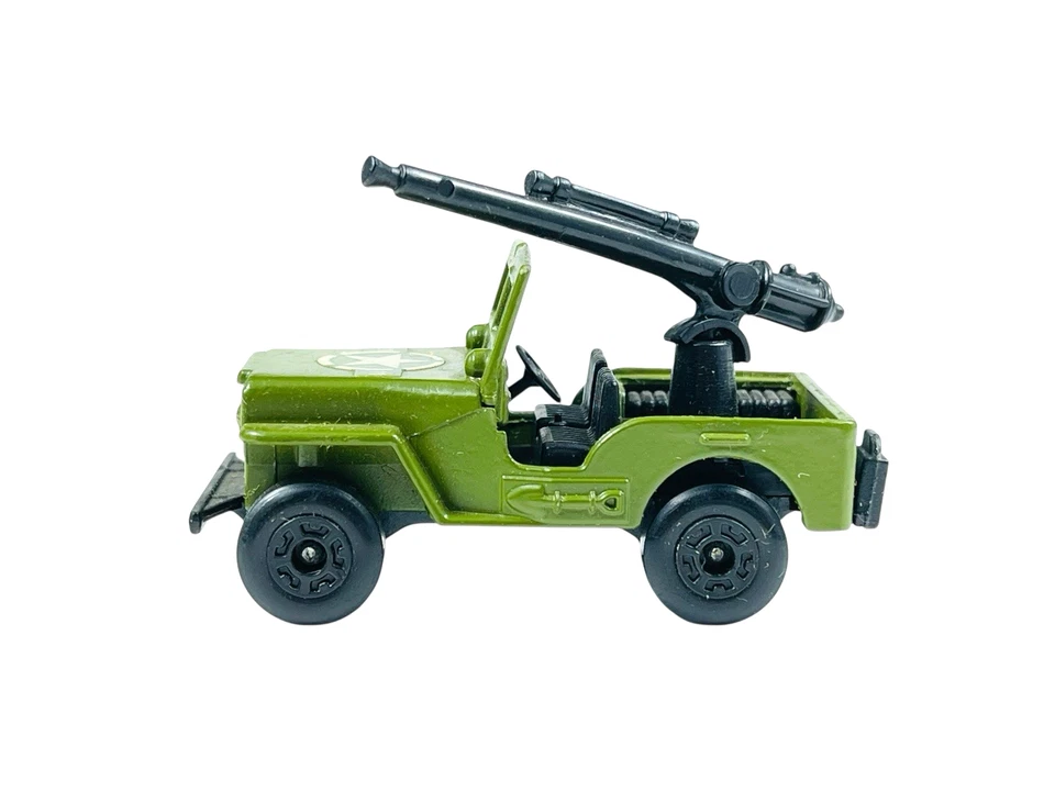 Matchbox Lesney Superfast MB38 Armoured Jeep w/K Box - Image 2 of 4