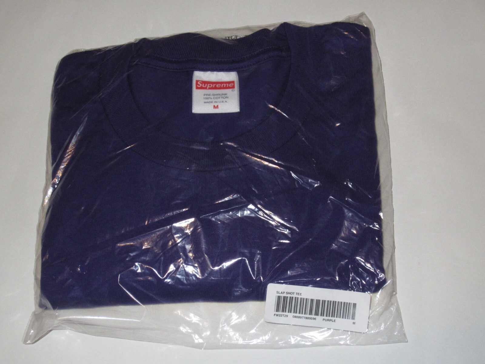 Tee shirt homme SUPREME New York Slap Shot VIOLET moyen NEUF ! F/W 2022 BOGO USA