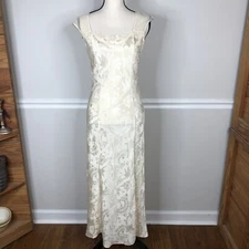 Vintage Gold Label Victoria Secret Sexy Classic Long Nightgown Ivory Medium