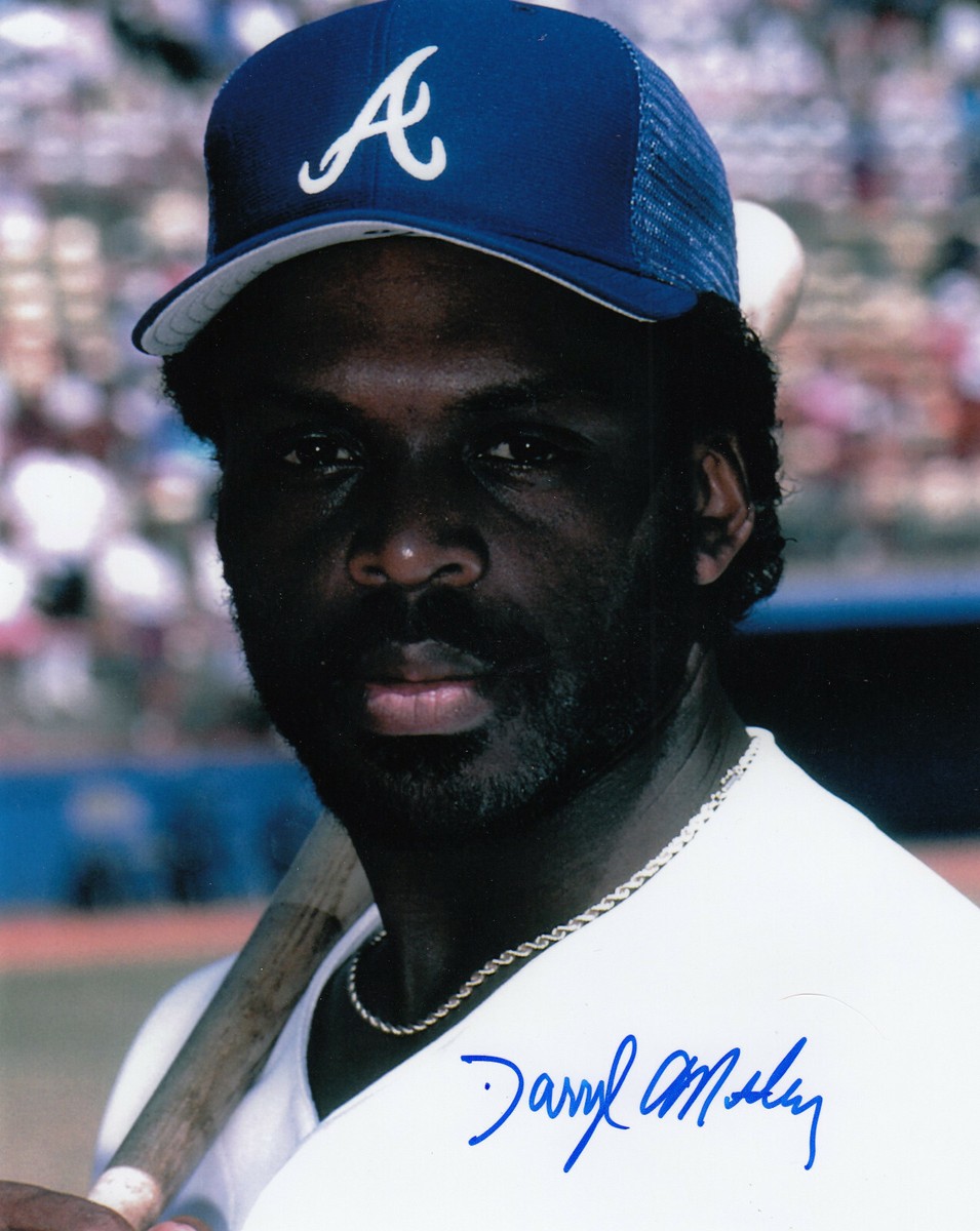 Darryl Motley RARE Atlanta Braves SIGNED 8x10 AUTOGRAPHED 1985