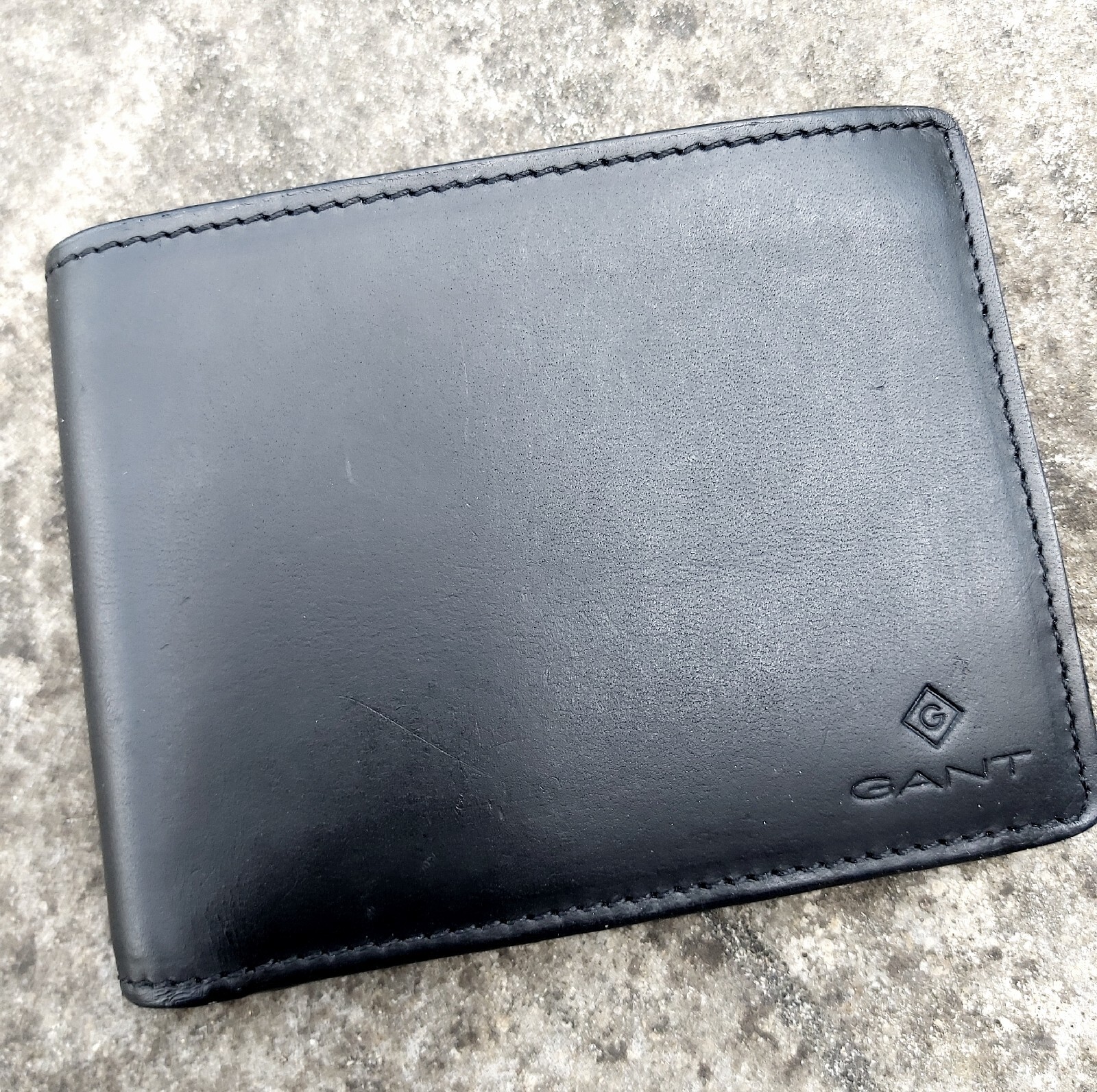 Genuine GANT Matt BLACK Leather Billfold WALLET Notes Cards NEW IN BOX Tough!