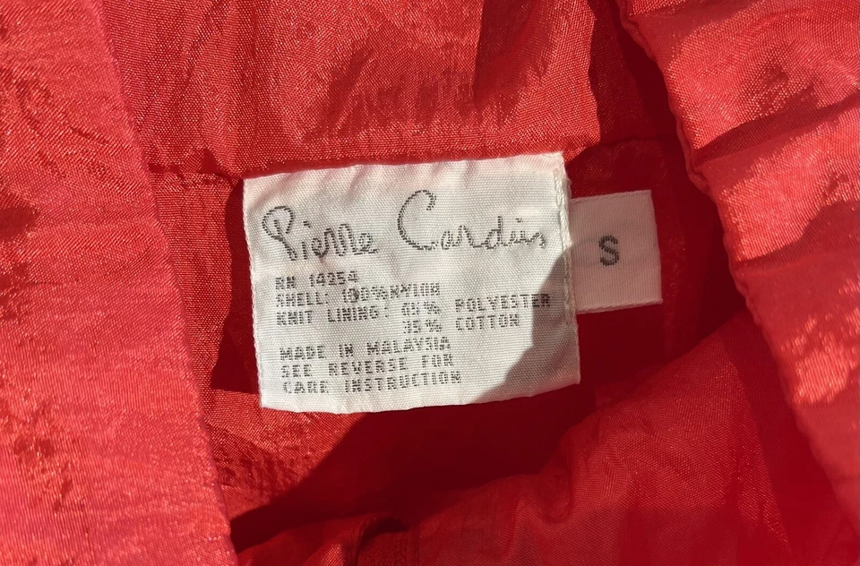Traje de Pista Rojo Pierre Cardin Años 90 De Colección Talla Pequeña Foto 3 de 4