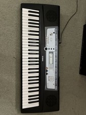 Yamaha YPT-210 61-Key Electronic Keyboard Black Built-in Speaker LCD Display