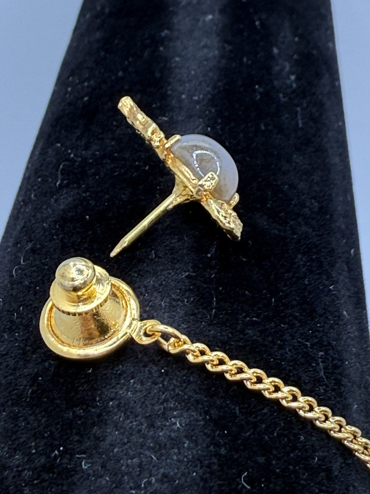 Vintage Agate Lapel Tie Tack Pin Gold-tone Seahorse Small Bar Men’s Formal Wear