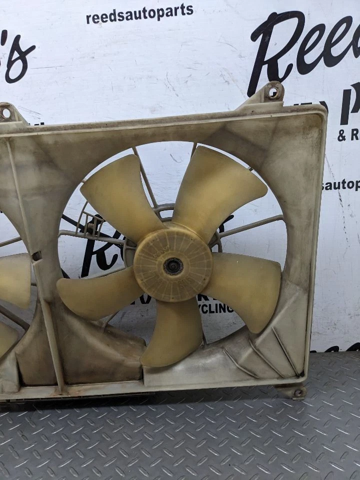 Conjunto de ventilador de radiador motor radiador compatible con 98-05 LEXUS GS300 1176483 Foto 3 de 4