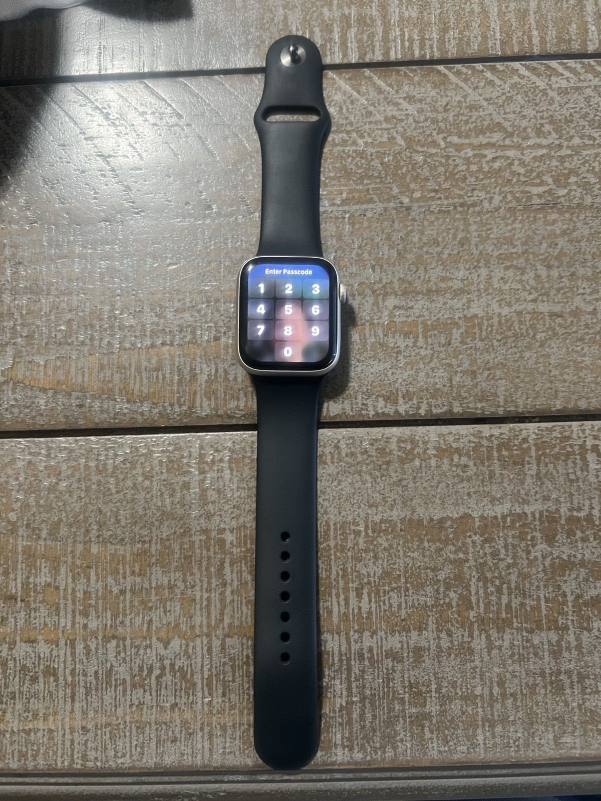 Apple Watch SE 1st Gen 44mm - Pre-Owned Excellent Condition