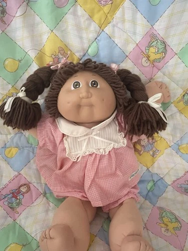 1984 Cabbage Patch Doll Brown Eyes Brown Hair Coleco OK Factory EUC.