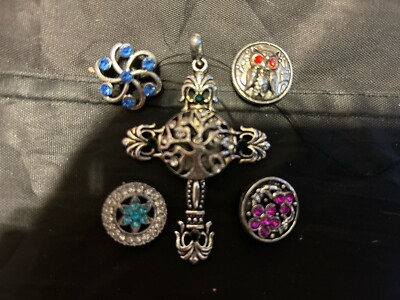 SNAP JEWELRY CROSS PENDANT NECKLACE & 5 20MM CHARMS FITS GINGER SNAPS JEWELRY 29