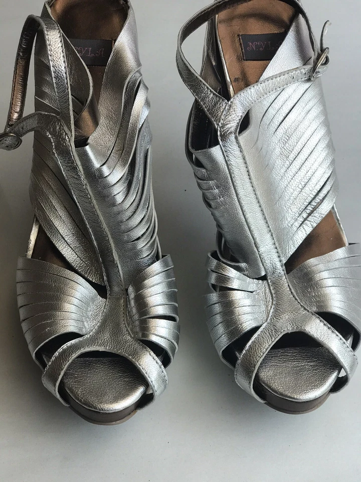 N.Y.L.A. WMS 9.5 Bande Silver Leather Upper Ankle Strap High Heel Sandals Used - Image 3 of 4