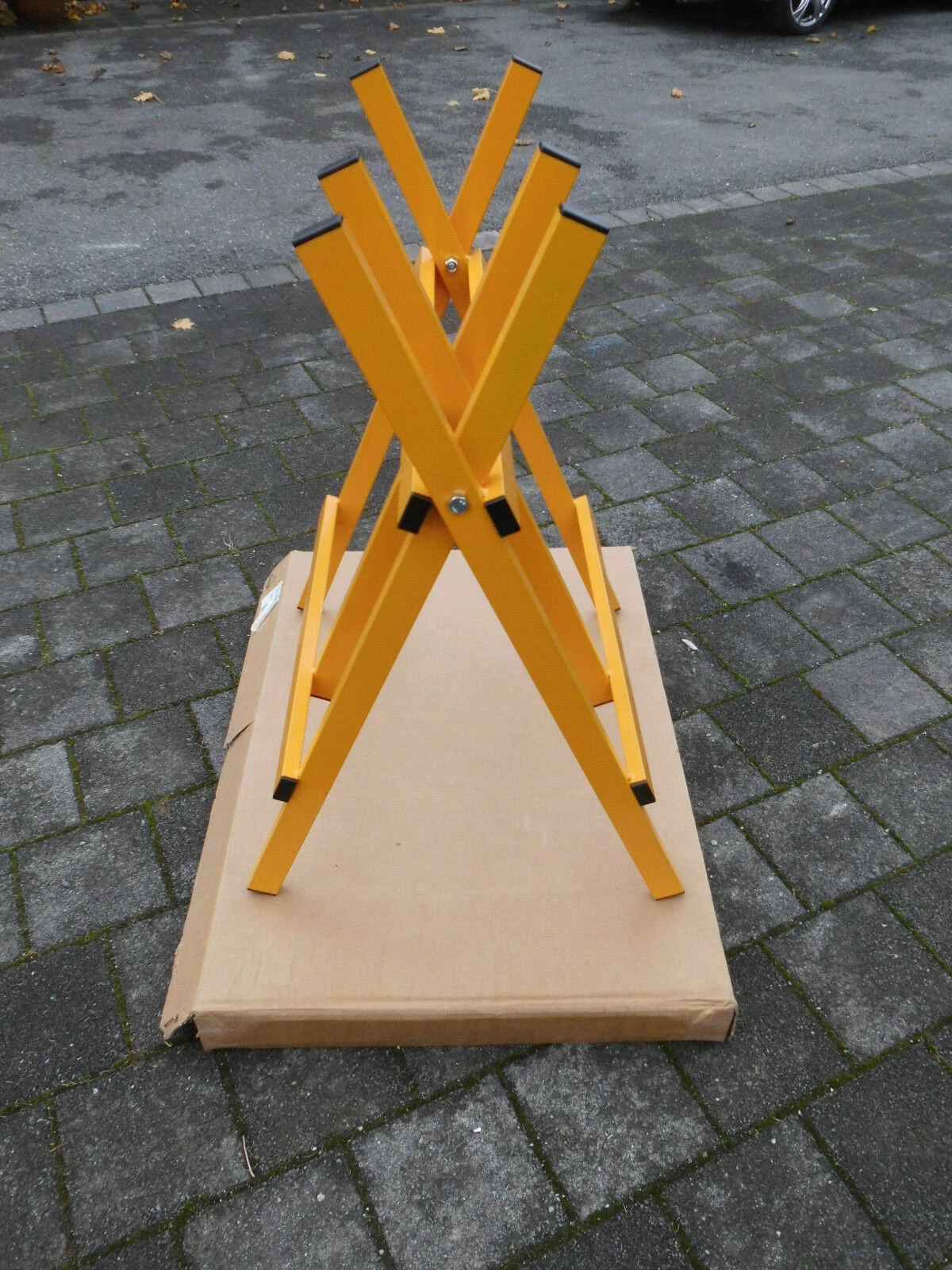 Bild 2 von 4