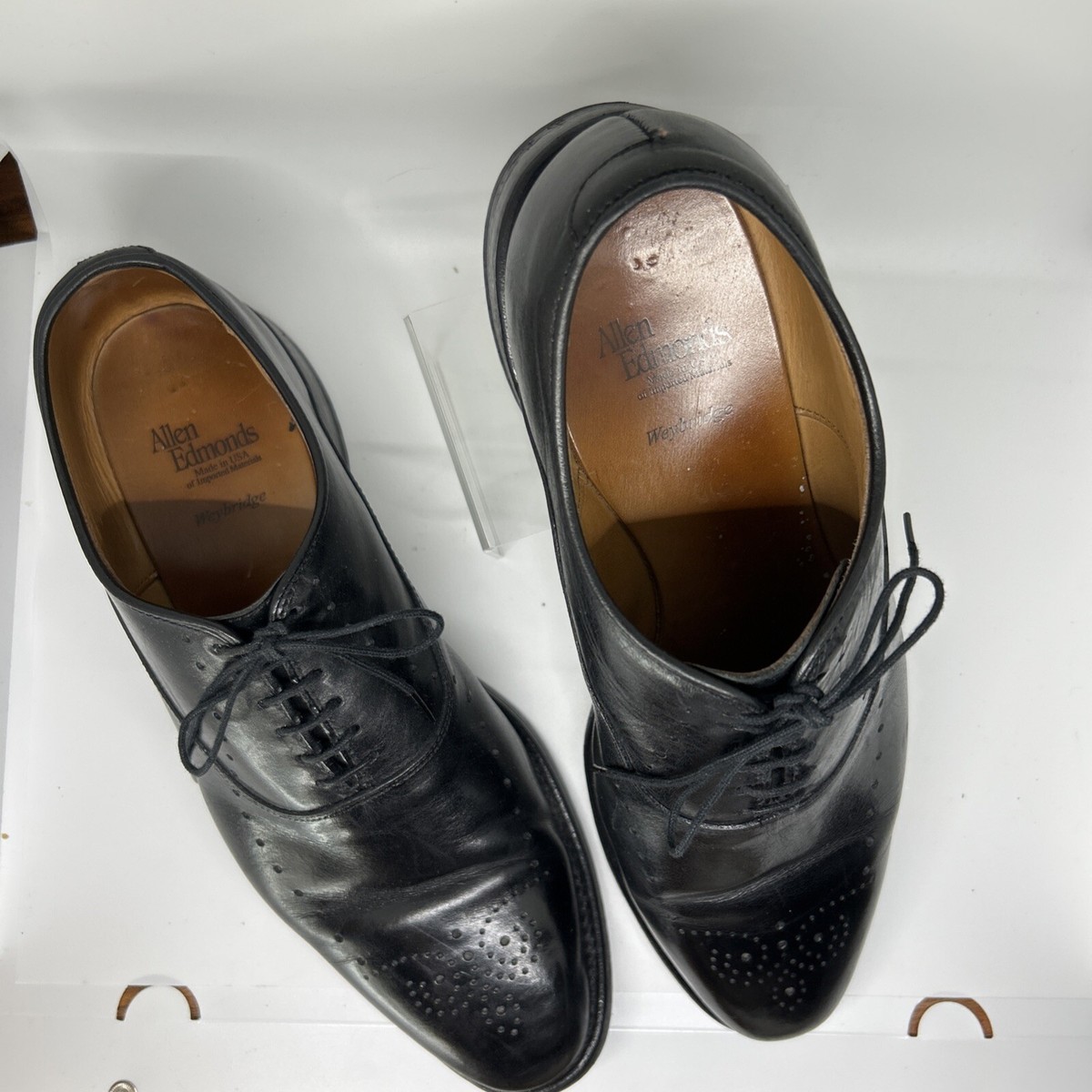 Allen Edmonds Weybridge Mens Size 10.5 US 5908 Black Oxfords