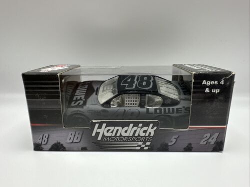 2011 Jimmie Johnson #48 Lowe’s Stealth NASCAR Diecast 1:64 - Picture 1 of 4