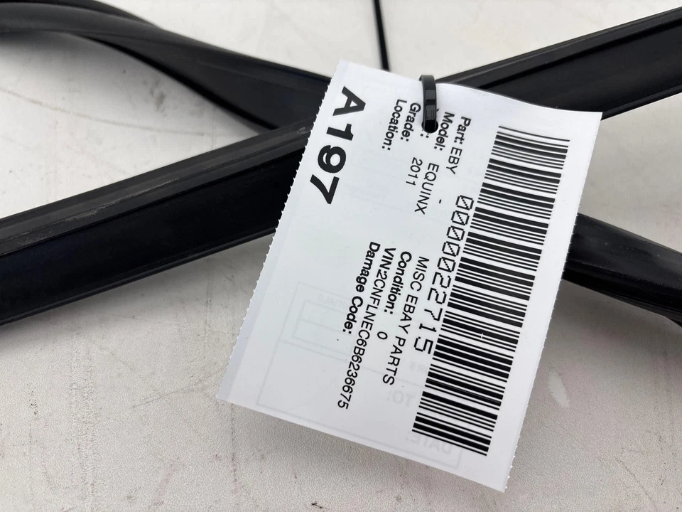 2010-2017 Chevrolet Equinox Rear Right Passenger Side Door Vent Window Glass OEM - Image 2 of 4