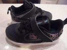 toddler's black Nike Downshifter 9 athletic shoes size 7C near-perfect condition