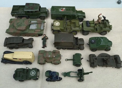 Lot of 15 Vintage 1960s Dinky Meccano Military Vehicles .
