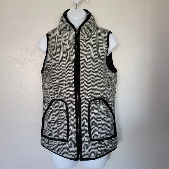 Black herringbone vest sales