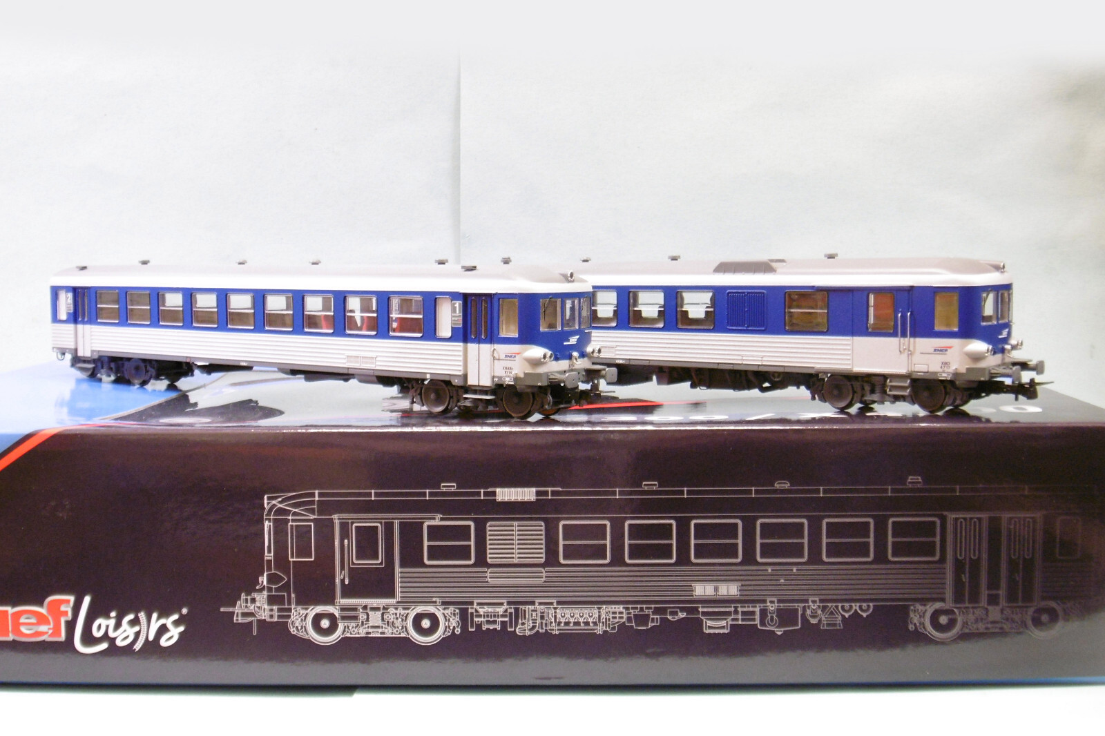 Modèle HO Autorail EAD X4717 Jouef pour animer votre réseau de train