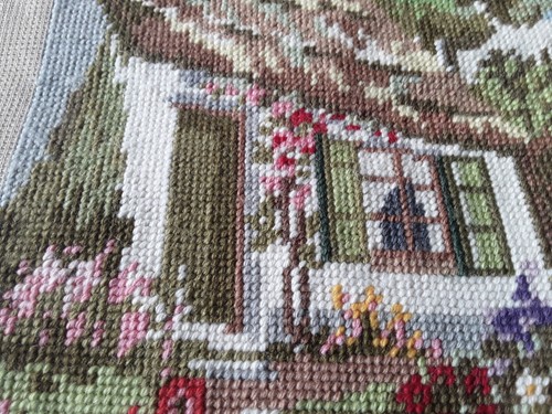 Completed Needlepoint Tapestry Lovely Rural Scene Cottage Garden And Lake - Picture 3 of 4