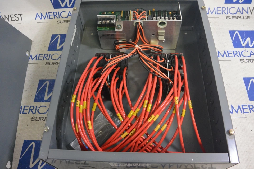 Unidad de relé mecánico sistema de gestión de energía SAVERGY SC112 0P80P Foto 3 de 4