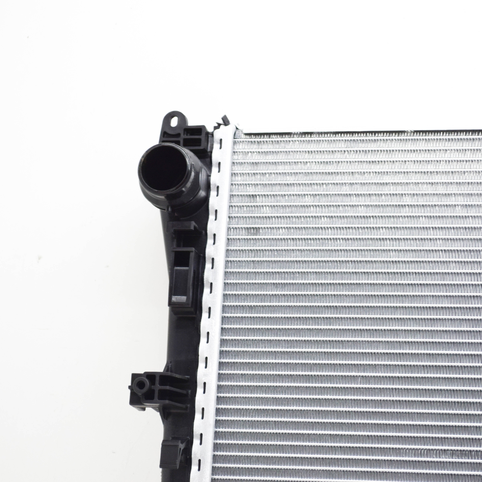 Mercedes-Benz C W205 Engine Coolant Radiator A0995002203 Genuine 