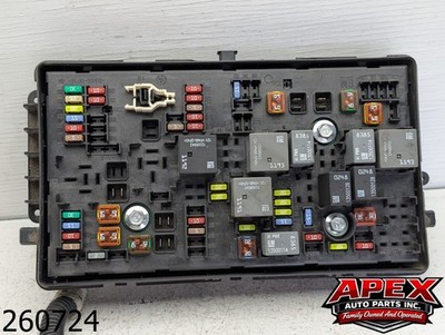 OEM 2010 Cadillac SRX 3.0L ENGINE FUSE BOX FUSEBOX