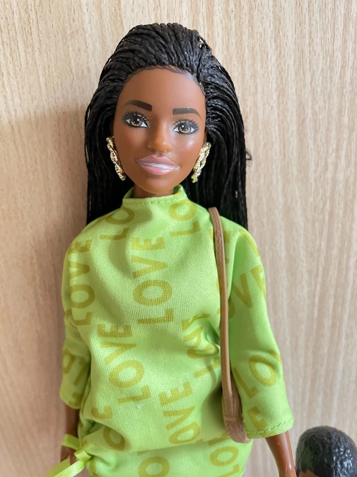 Barbie African American Family with Curvy Barbie , Chelsea Boy, Toddler & Baby - Image 4 of 4