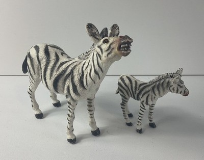 Vintage Triple AAA Zebra And Young Foal, Hard Plastic Animals, Collectible VGC