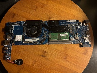 Dell Latitude 13.3'' 7390 Intel i5-8350U 1.7GHz 4GB RAM Motherboard LA-F312P